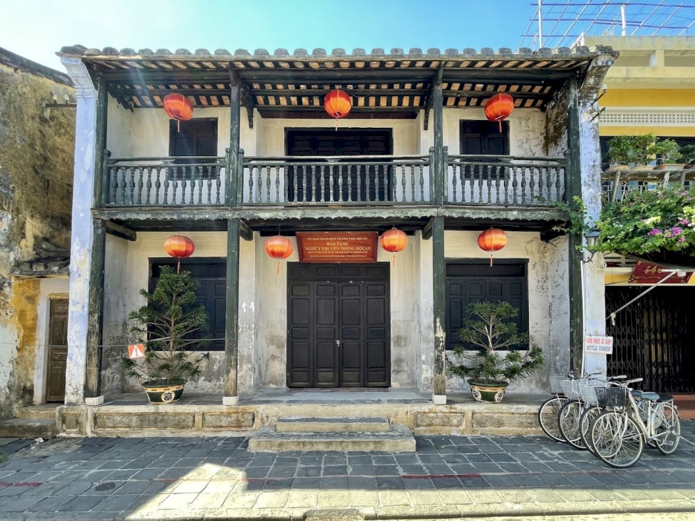 The museum features an ancient design